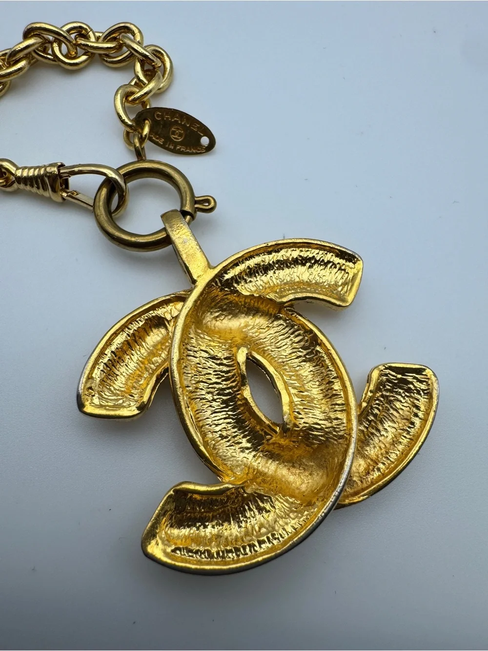 Vintage CHANEL quilted CC Pendant Necklace